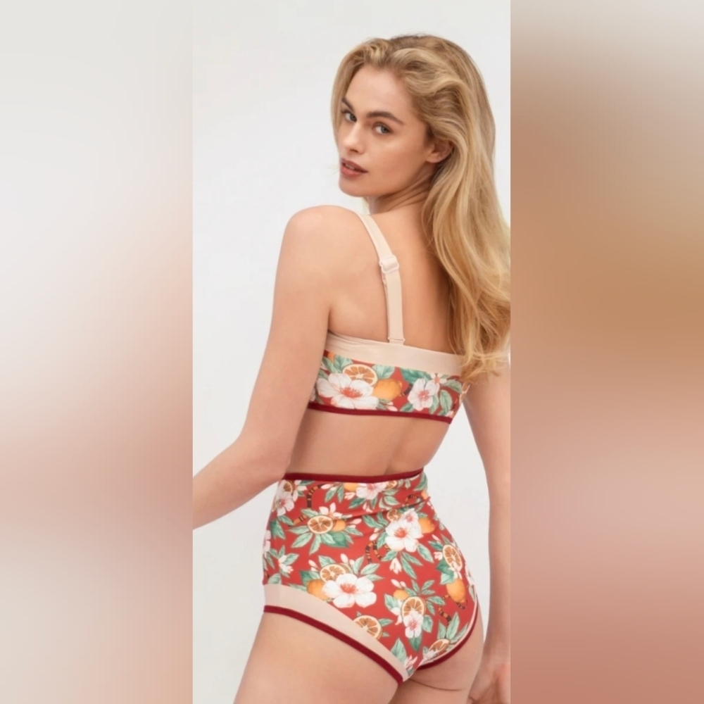 Visual Mood Nwt Women’s Leda High-Waist Bikini Bottoms Only Size Medium — image 2 of 7